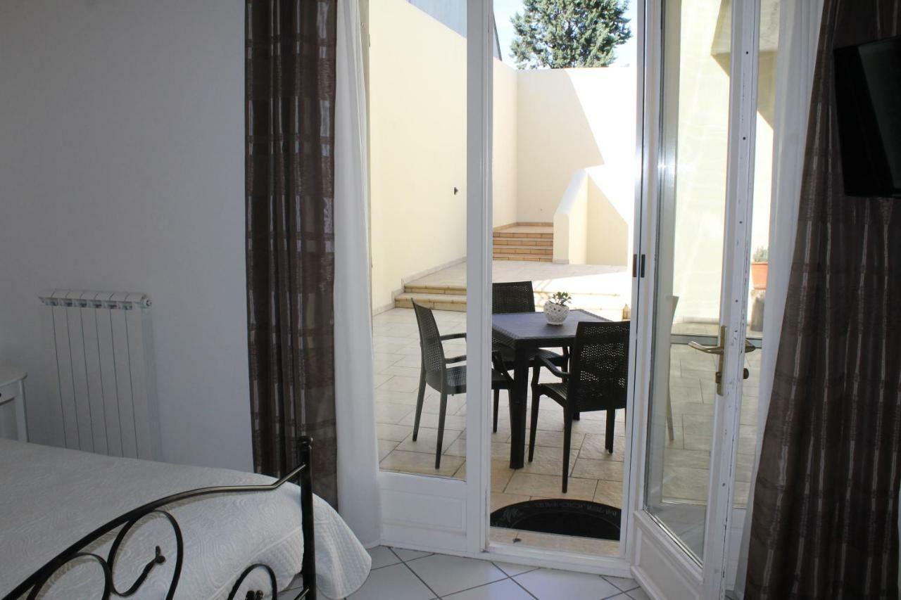 B&B Villa 16 Pini Lecce Exterior photo